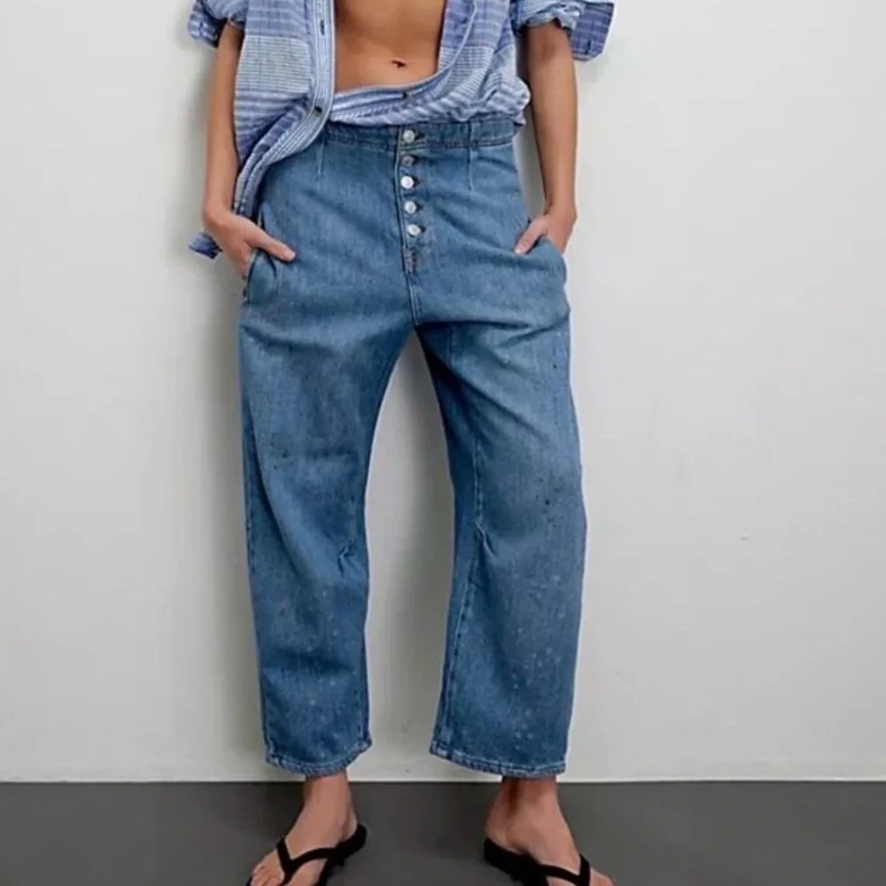 We The Free Light Blue Boyfriend Jeans - Picture 1 of 6
